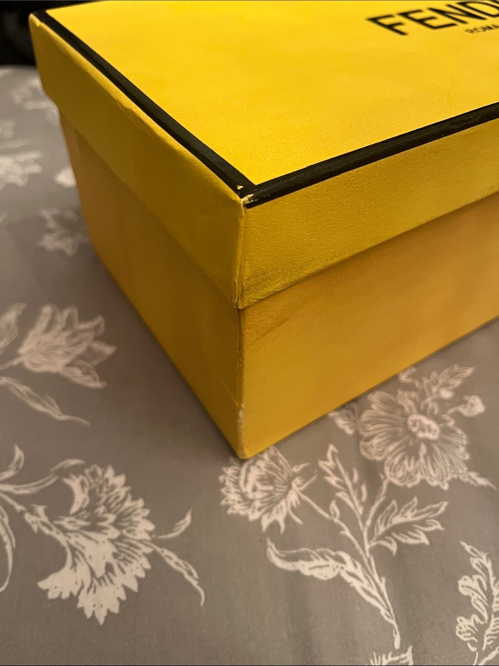 Fendi Box - Picture 2 of 5